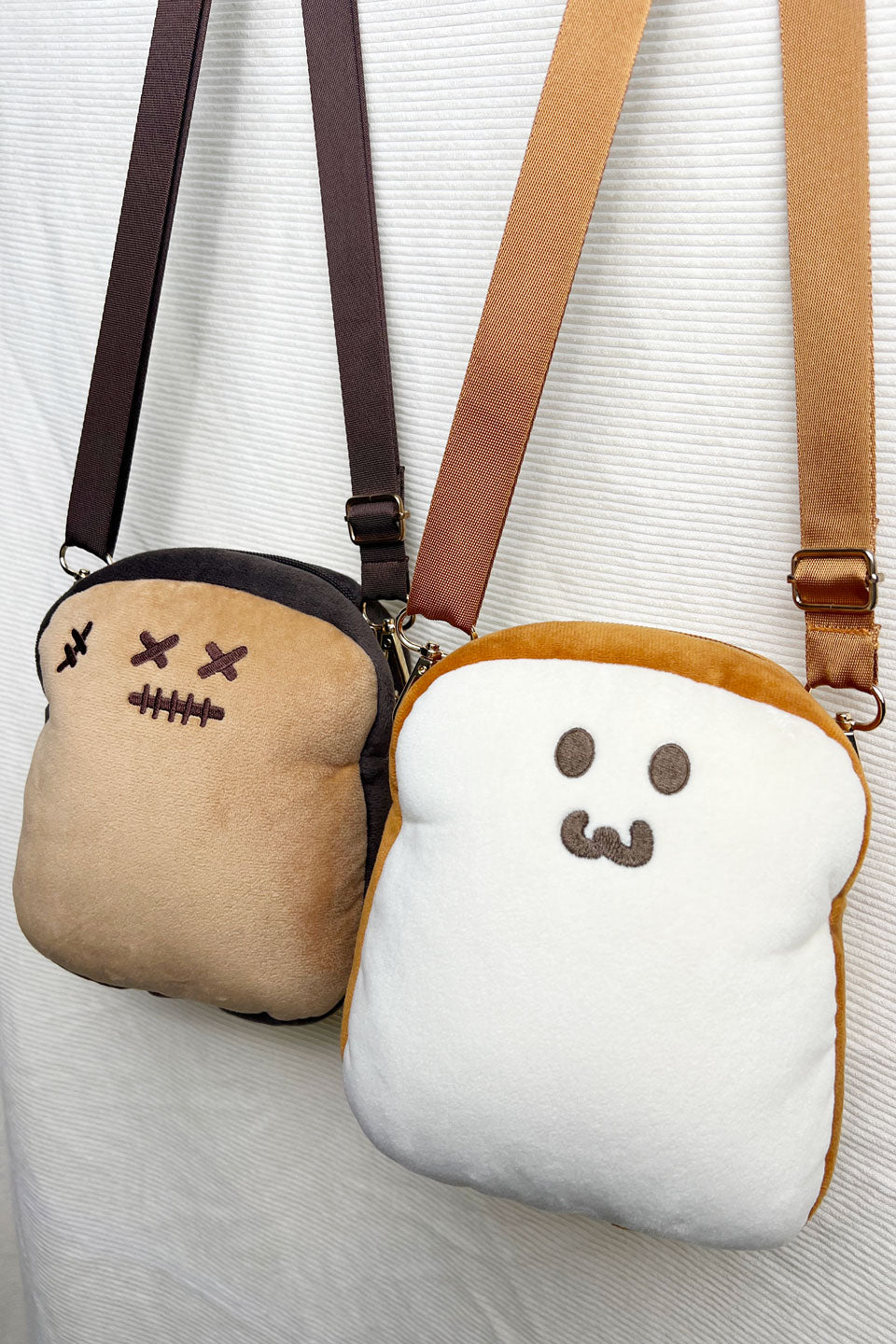 Toasty Sling Pouch Bag